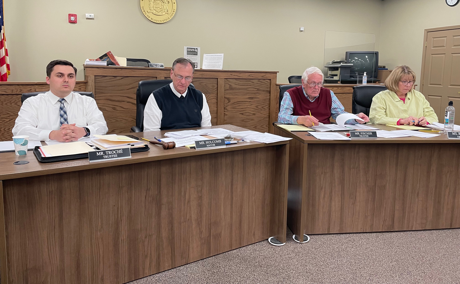 Lakewood Residents Voice ShortTerm Rental Concerns News, Sports